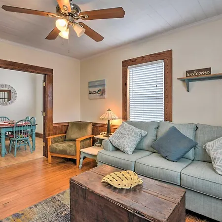Galveston 'Blue Bungalow' - Walk To Beach! Exterior photo