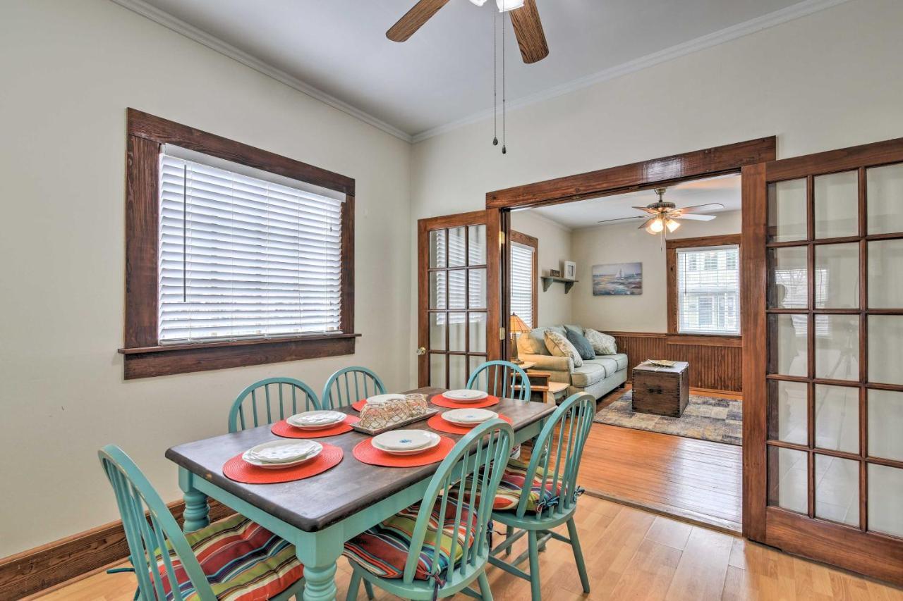 'blue Bungalow' - Walk To Beach! * Galveston