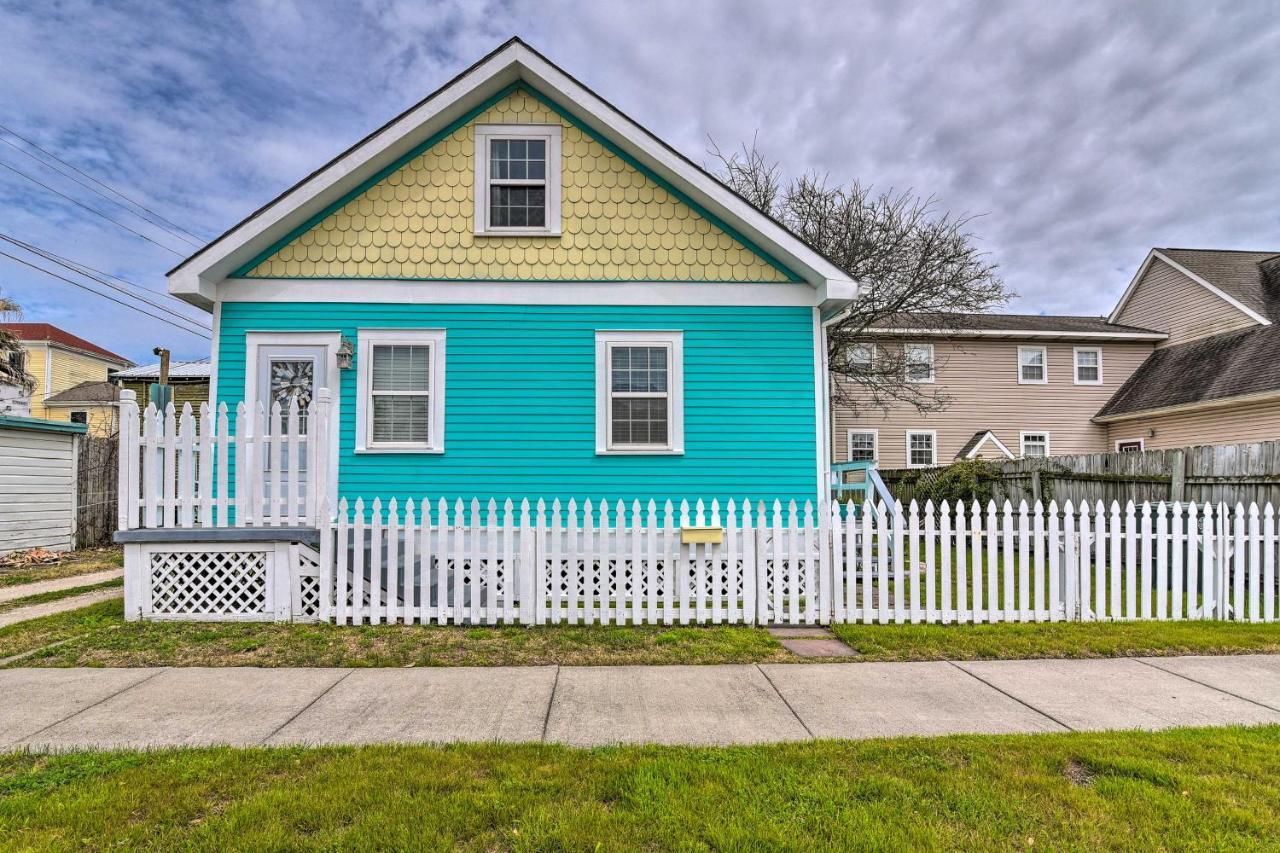 'blue Bungalow' - Walk To Beach! Holiday home *